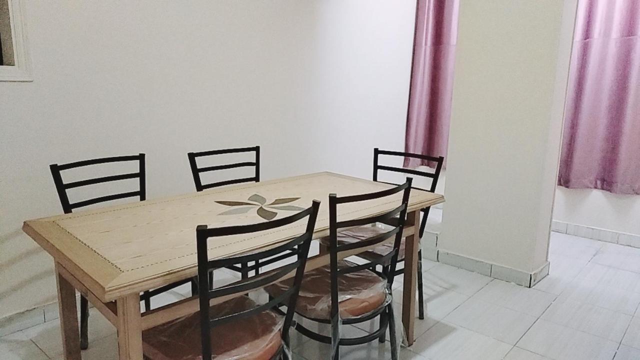 Family Apartment - Next To Abdeen Palace And Museum Kairo Eksteriør bilde